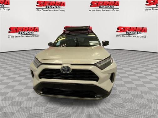 2023 Toyota RAV4 Hybrid SE