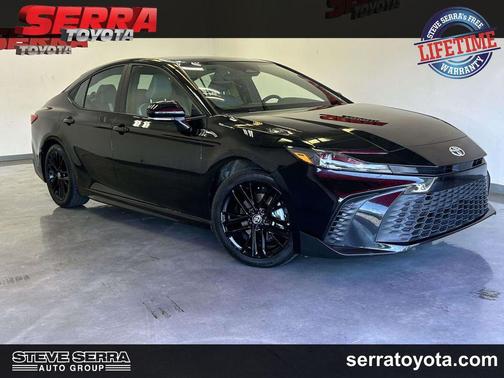 Midnight Black Metallic 2025 Toyota Camry SE