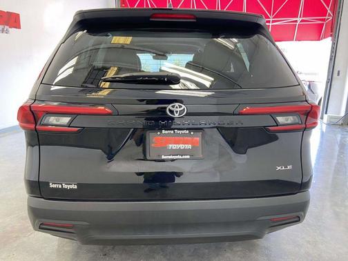 2024 Toyota Grand Highlander XLE