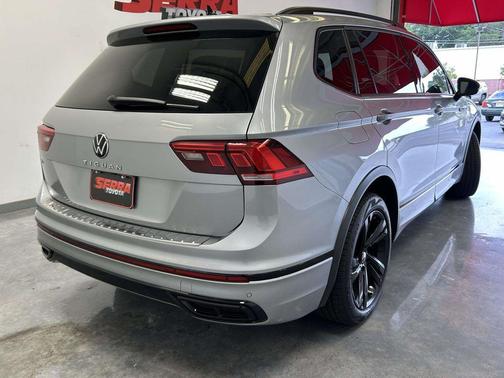 Silver Metallic 2023 Volkswagen Tiguan 2.0T SE R-Line Black