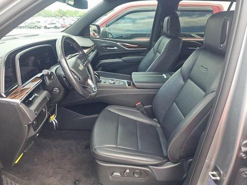 2023 Cadillac Escalade Luxury