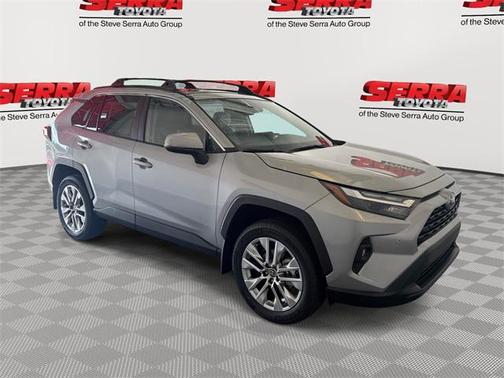 2025 Toyota RAV4 XLE Premium