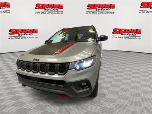 2023 Jeep Compass Trailhawk
