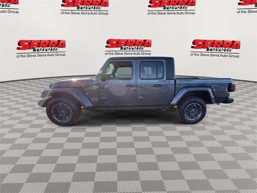 2023 Jeep Gladiator Overland