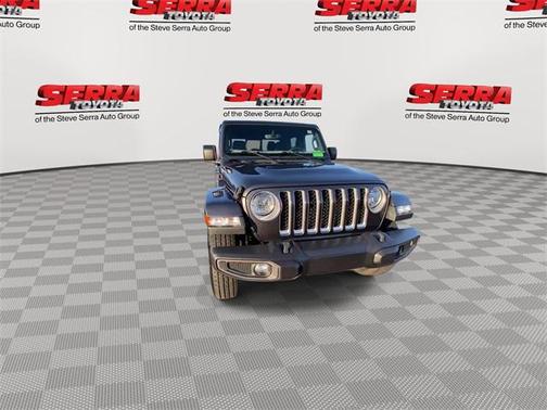 2023 Jeep Gladiator Overland