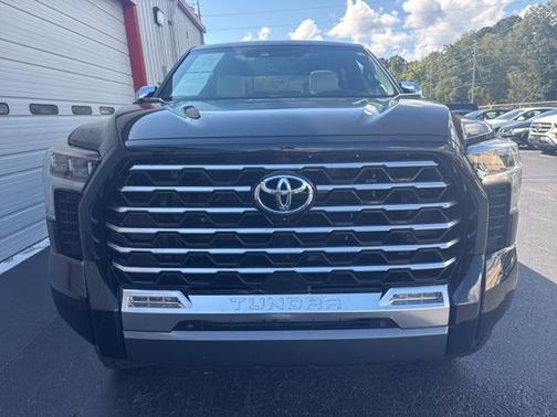 2023 Toyota Tundra Hybrid Capstone