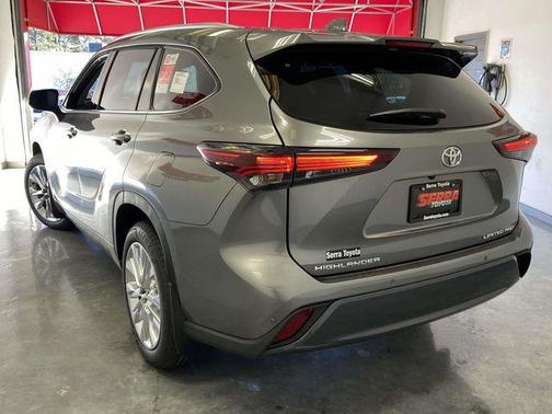 2026 Toyota Highlander Limited