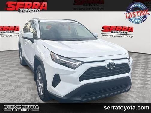 2025 Toyota RAV4 XLE