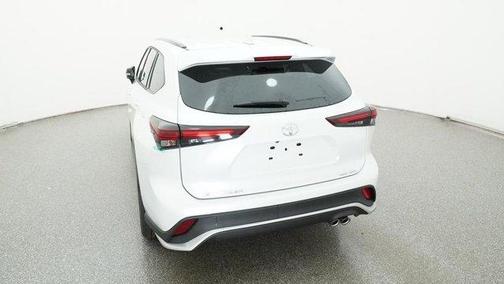 2025 Toyota Highlander XSE