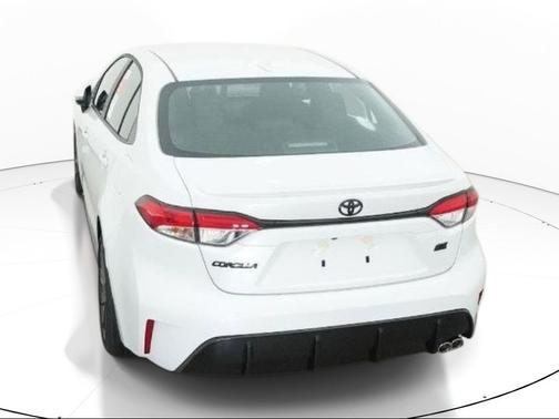 Wind Chill Pearl 2026 Toyota Corolla SE