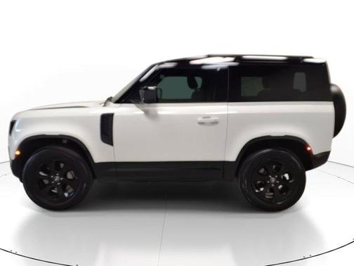 2024 Land Rover Defender P400 X-Dynamic SE