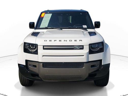 2024 Land Rover Defender 90 P400 X-Dynamic SE