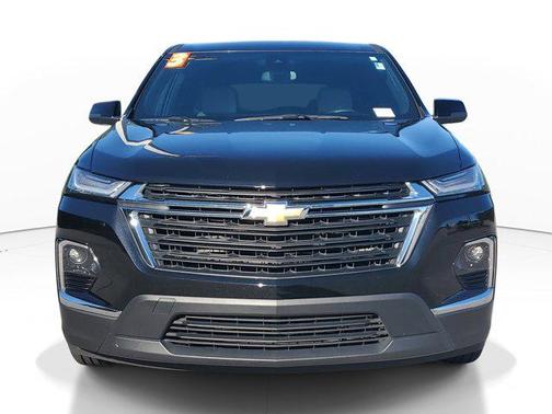 Mosaic Black Metallic 2023 Chevrolet Traverse LS