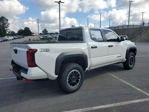 2024 Toyota Tacoma TRD Off Road