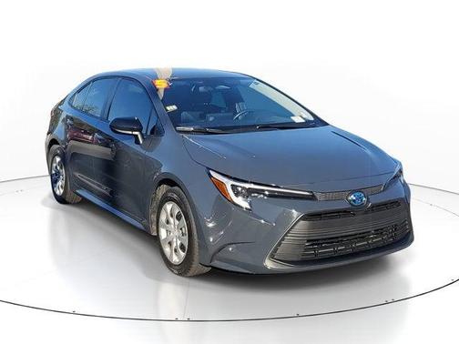 2025 Toyota Corolla Hybrid LE