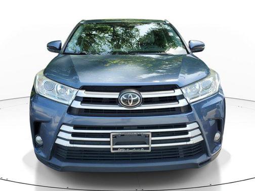Shoreline Mist 2017 Toyota Highlander XLE