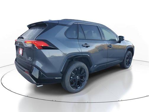 2023 Toyota RAV4 Hybrid SE
