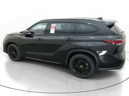 2026 Toyota Highlander XSE