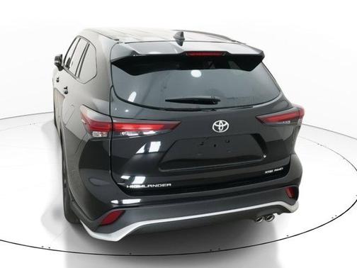 2026 Toyota Highlander XSE