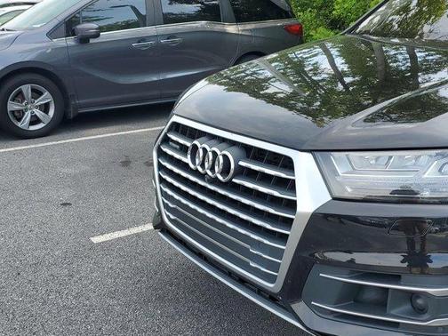 2019 Audi Q7 55 Prestige