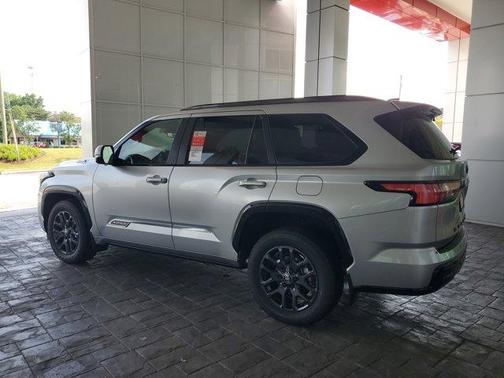 2025 Toyota Sequoia Platinum