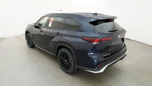 2025 Toyota Highlander XSE