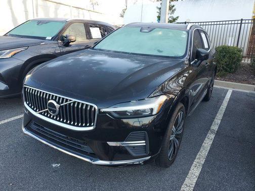 2023 Volvo XC60 B6 Ultimate Bright Theme