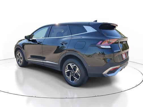 Fusion Black 2025 Kia Sportage LX