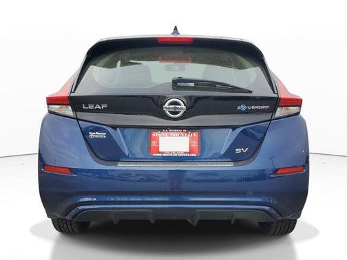 Deep Blue Pearl 2018 Nissan Leaf SV