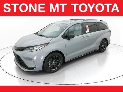 2025 Toyota Sienna XSE 7 Passenger