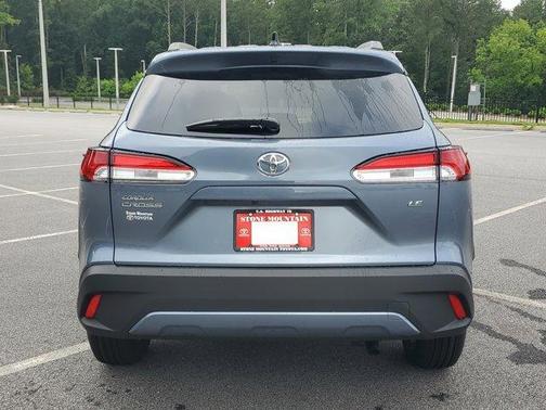 2025 Toyota Corolla Cross LE