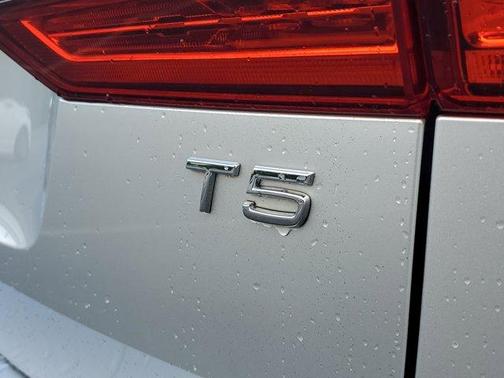 2019 Volvo XC60 T5 Momentum