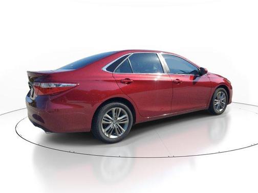 Ruby Flare Pearl 2016 Toyota Camry SE