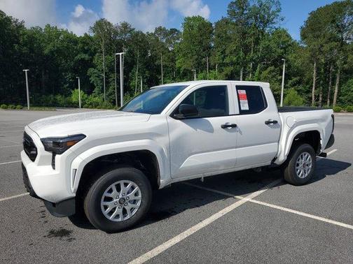 2025 Toyota Tacoma SR