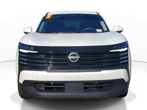 Aspen White Tricoat 2025 Nissan Kicks SV