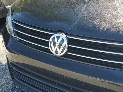 Black Uni 2016 Volkswagen Jetta 1.4T S