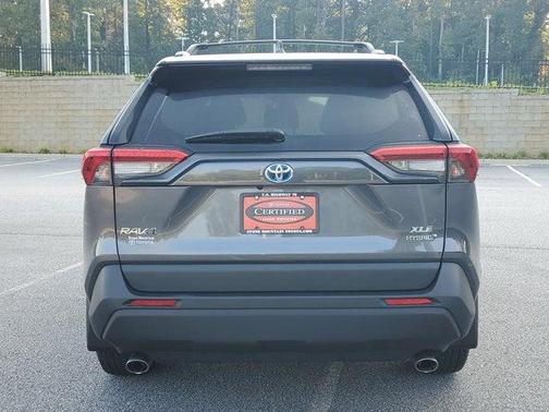 2022 Toyota RAV4 Hybrid XLE