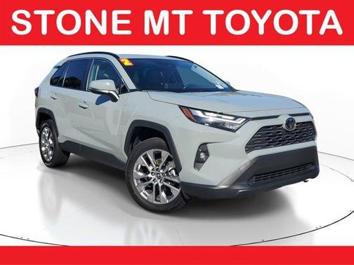 2022 Toyota RAV4 XLE Premium