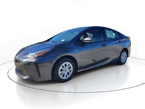 2022 Toyota Prius LE