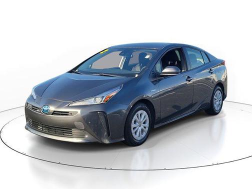 2022 Toyota Prius LE