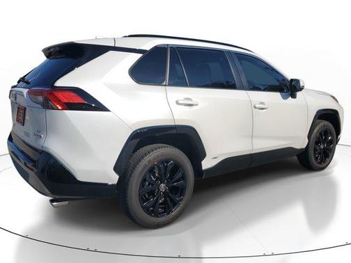 2024 Toyota RAV4 Hybrid SE