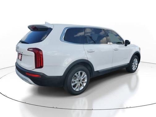 2022 Kia Telluride LX