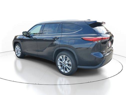 2023 Toyota Highlander Hybrid Limited