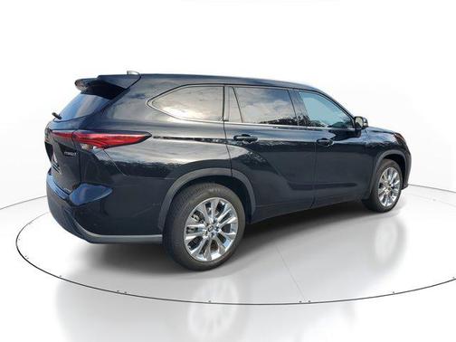 2023 Toyota Highlander Hybrid Limited