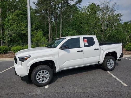 2025 Toyota Tacoma SR