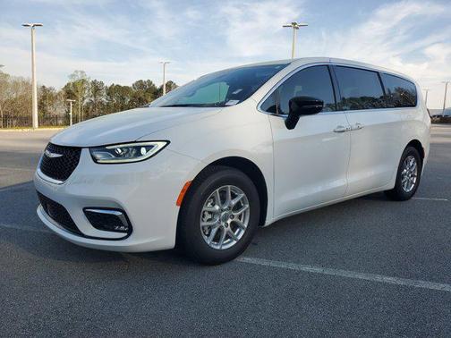 Bright White Clearcoat 2025 Chrysler Pacifica L