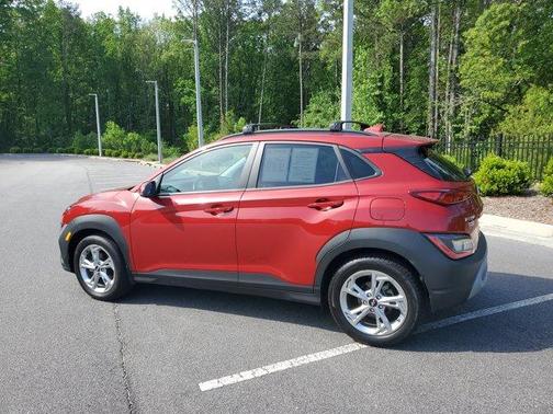 2022 Hyundai KONA SEL
