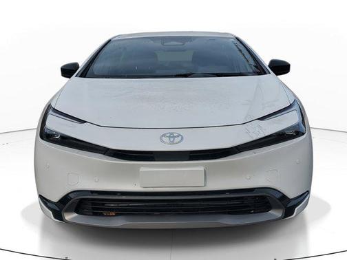 2025 Toyota Prius XLE