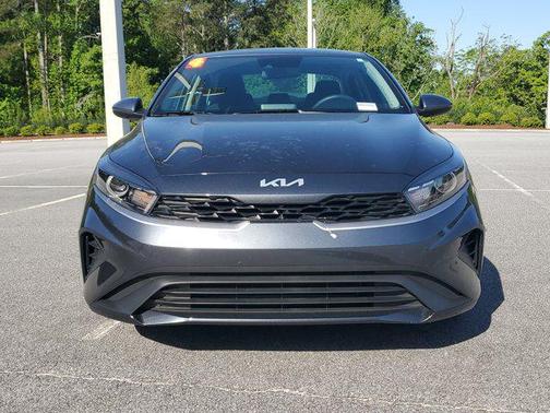 Gravity Gray 2024 Kia Forte LXS