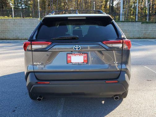 2022 Toyota RAV4 Hybrid LE